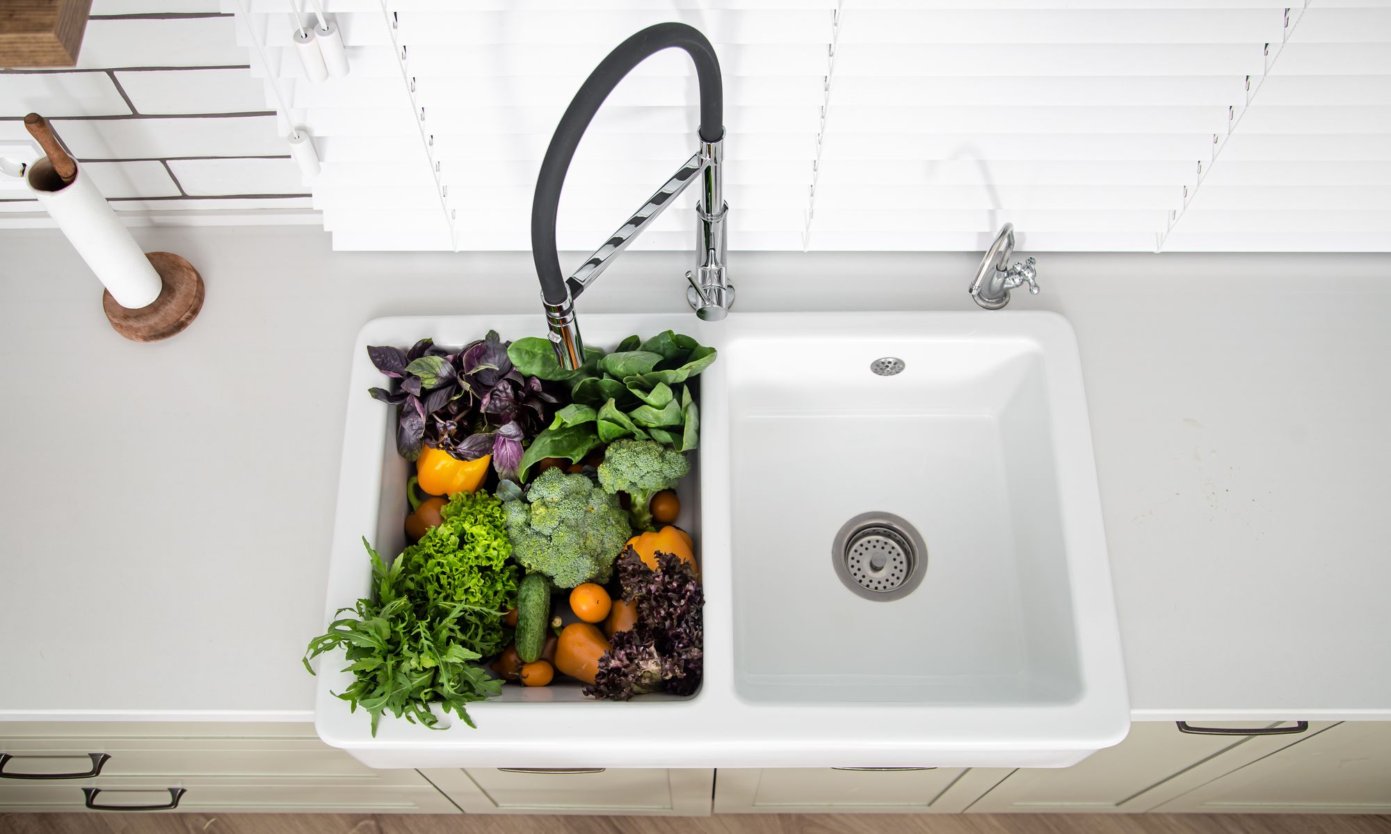 12 Items You Should Never Store Under Your Kitchen Sink